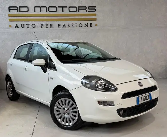 Fiat Punto 5p 1.4 natural power Street 70cv E6