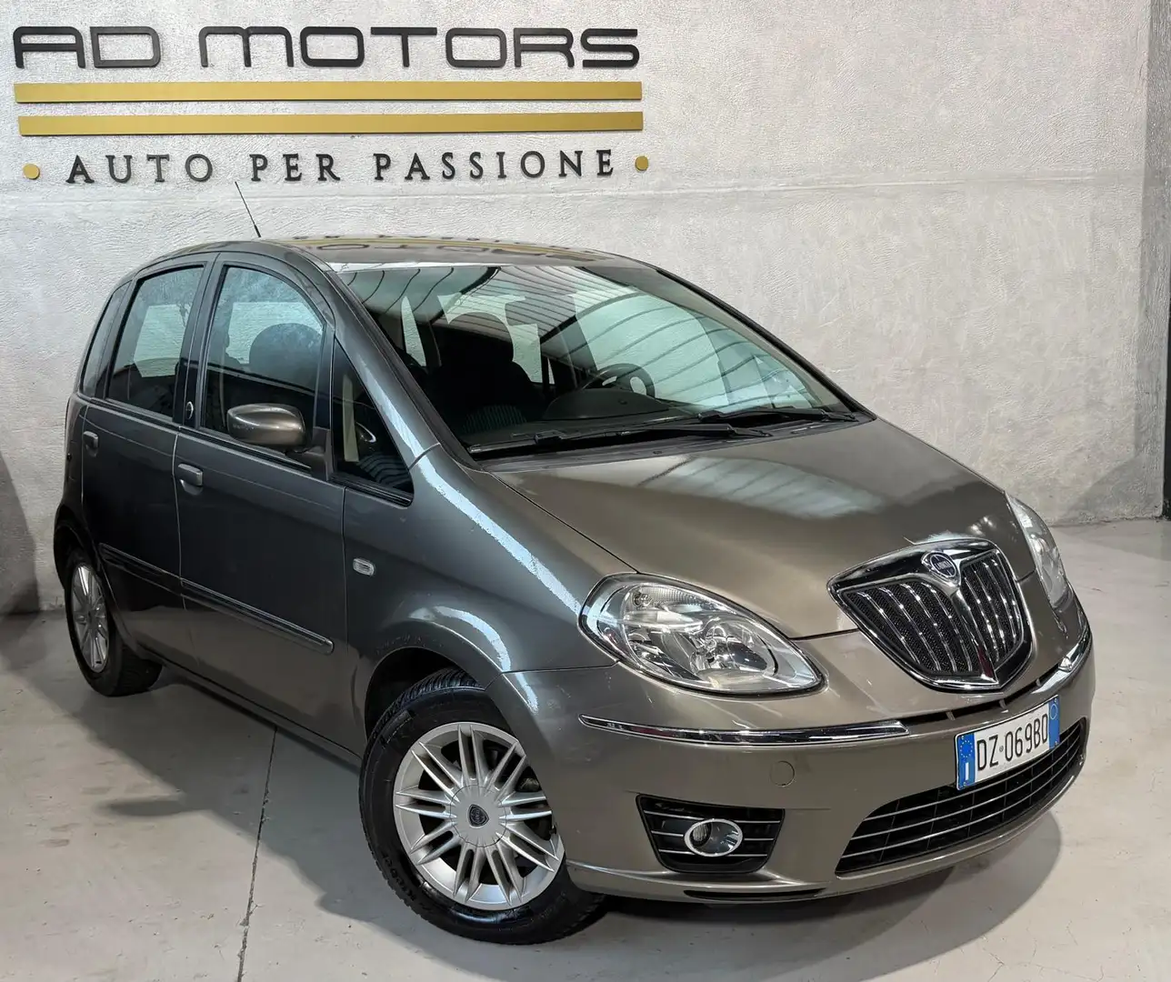 Lancia Musa 1.4 8v Oro ecochic Gpl