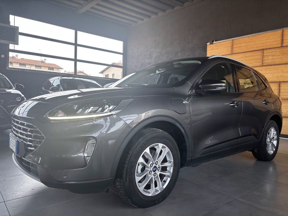 Ford Kuga 2.5 phev Titanium  2wd 225cv AUT.