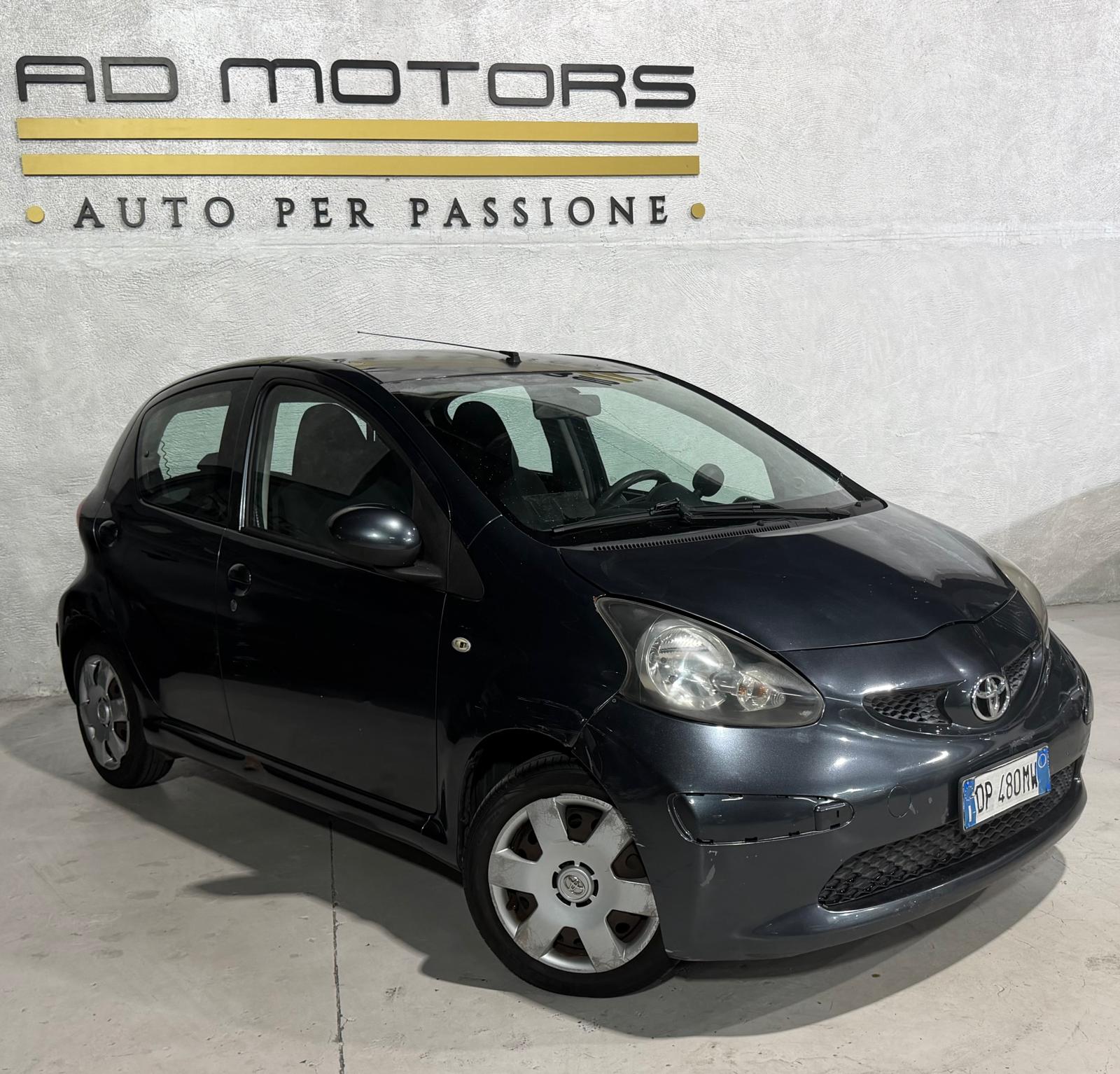Toyota Benzina Neopatentati 5 Porte