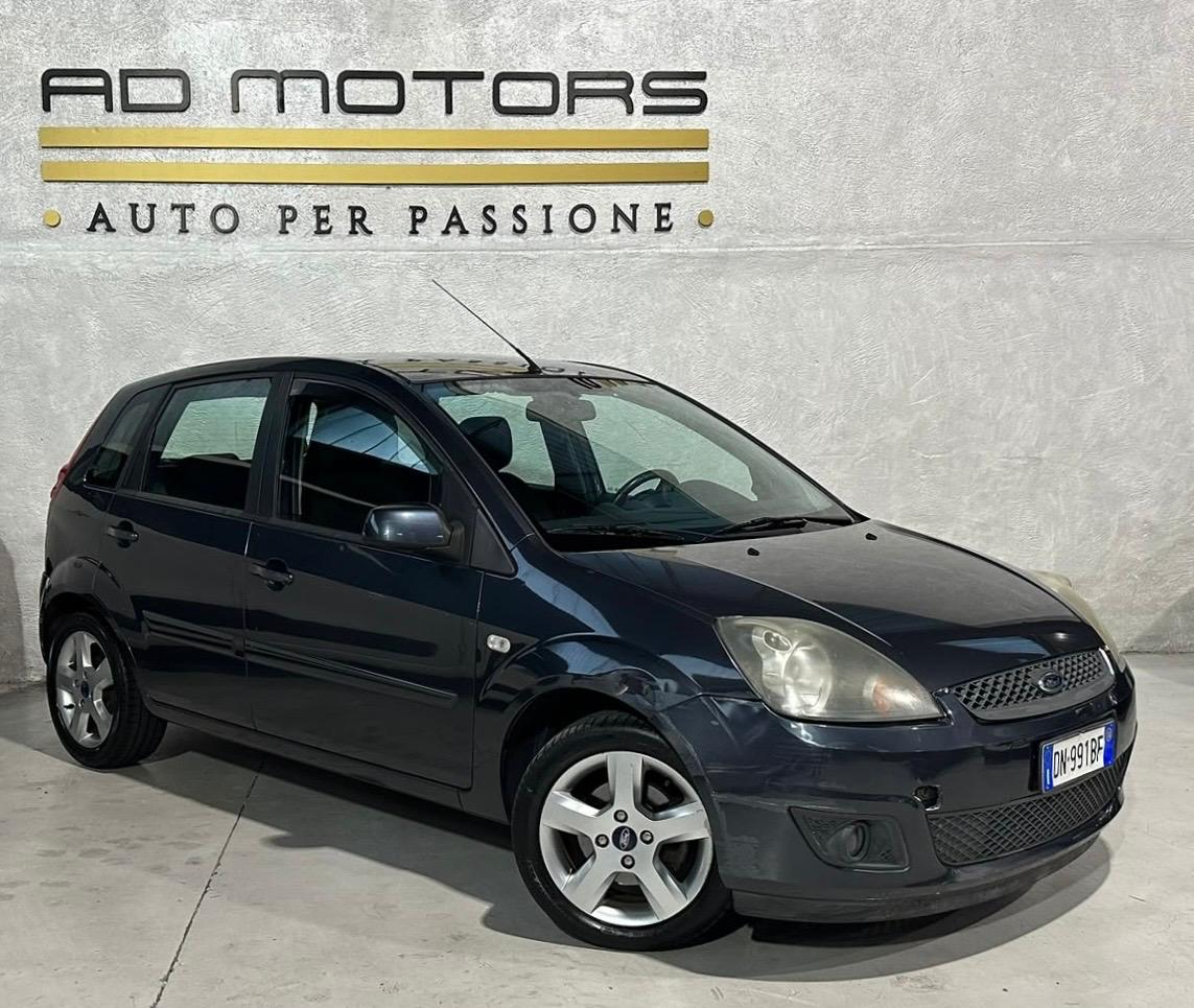 Fiesta Ghia 2008: pochi km e cinque porte vere