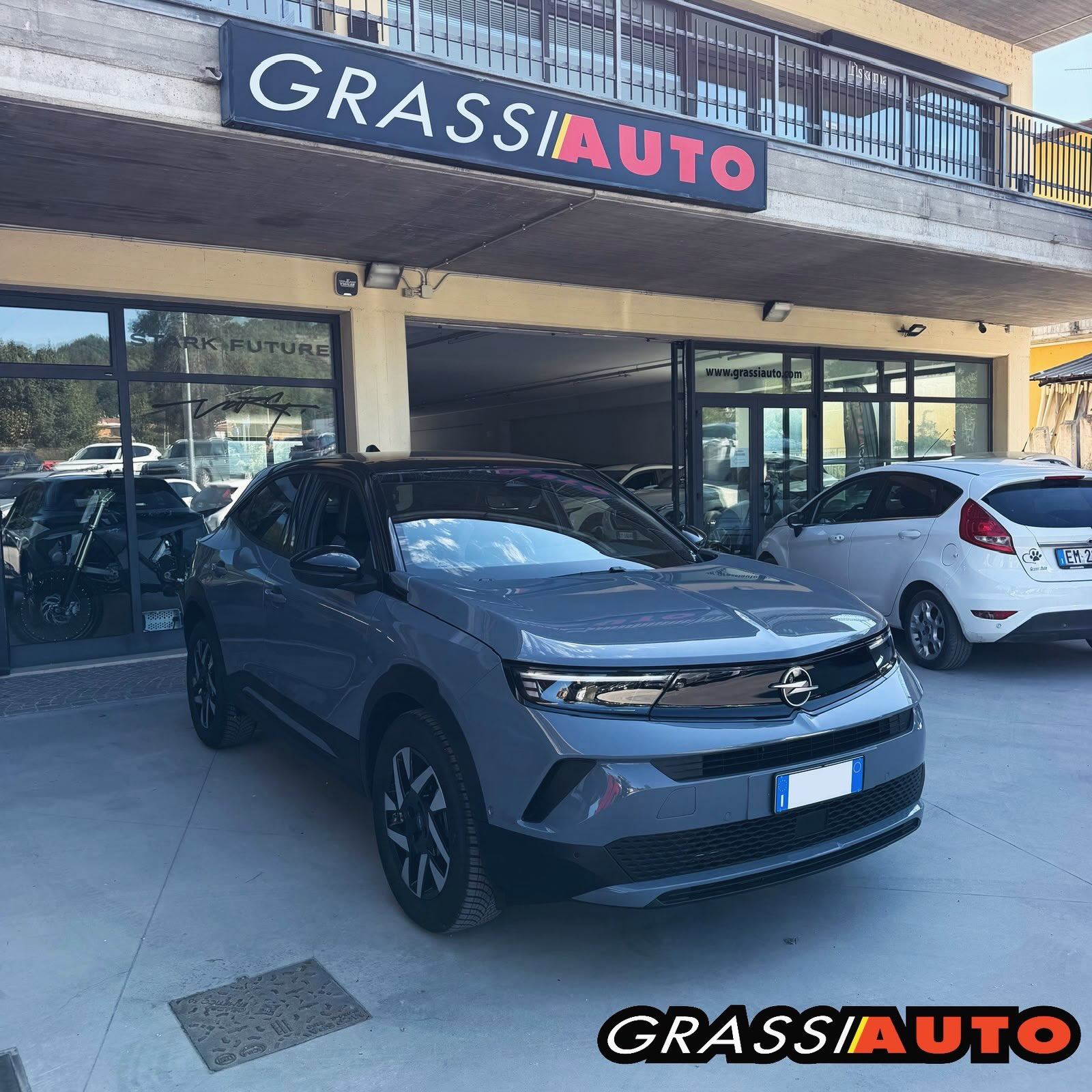 Consegnata la nuovissima Opel Mokka! 🚙🚙
Oggi è il turno di questa bellissima Opel Mokka, pronta a partire con il suo nuovo proprietario. Grazie ai nostri clienti per averci scelto!!

#opel #opelmokka #consegnaauto #autonuova #car