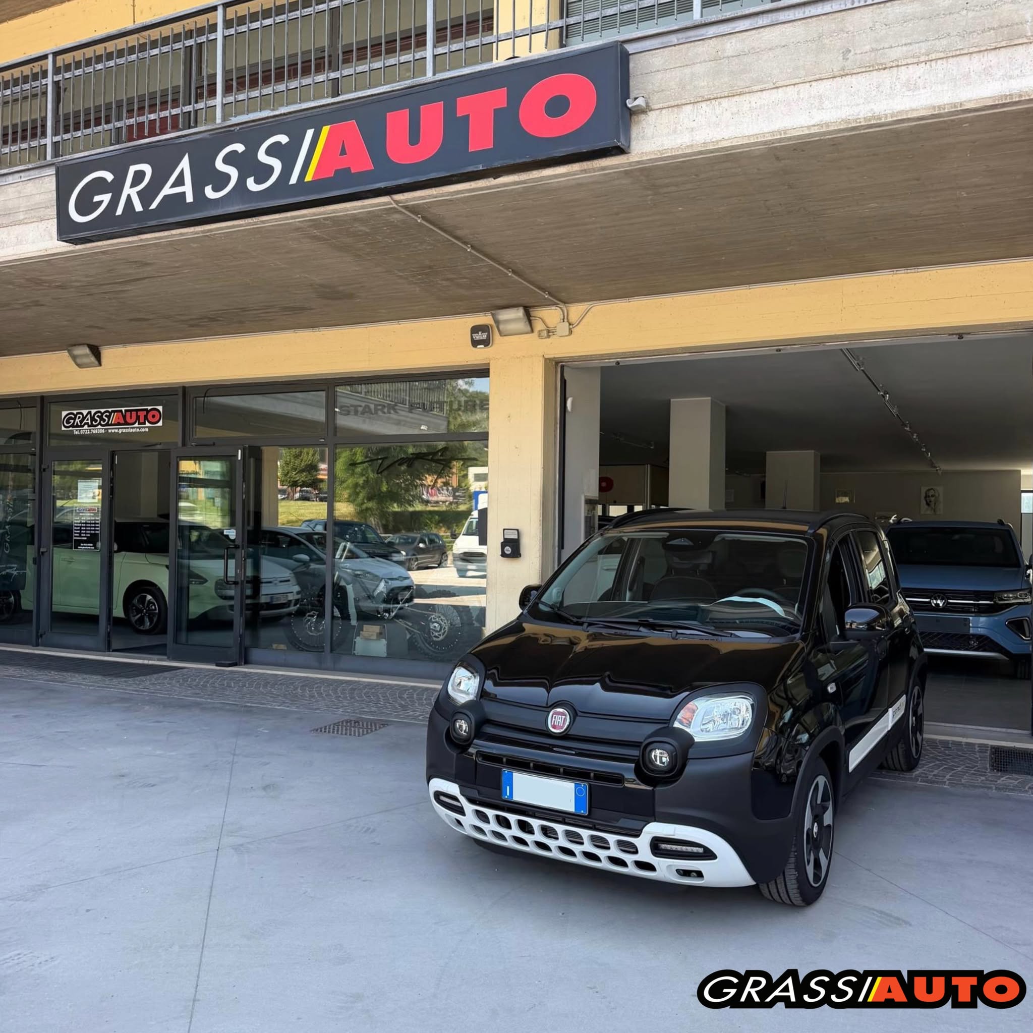 Un’ulteriore consegna in concessionaria!
Ci sono auto che non passano mai di moda. La Fiat Pandina continua a essere una delle auto più pratiche e versatili che si possano scegliere.

#fiat #fiatpandina #citycar #consegnaauto