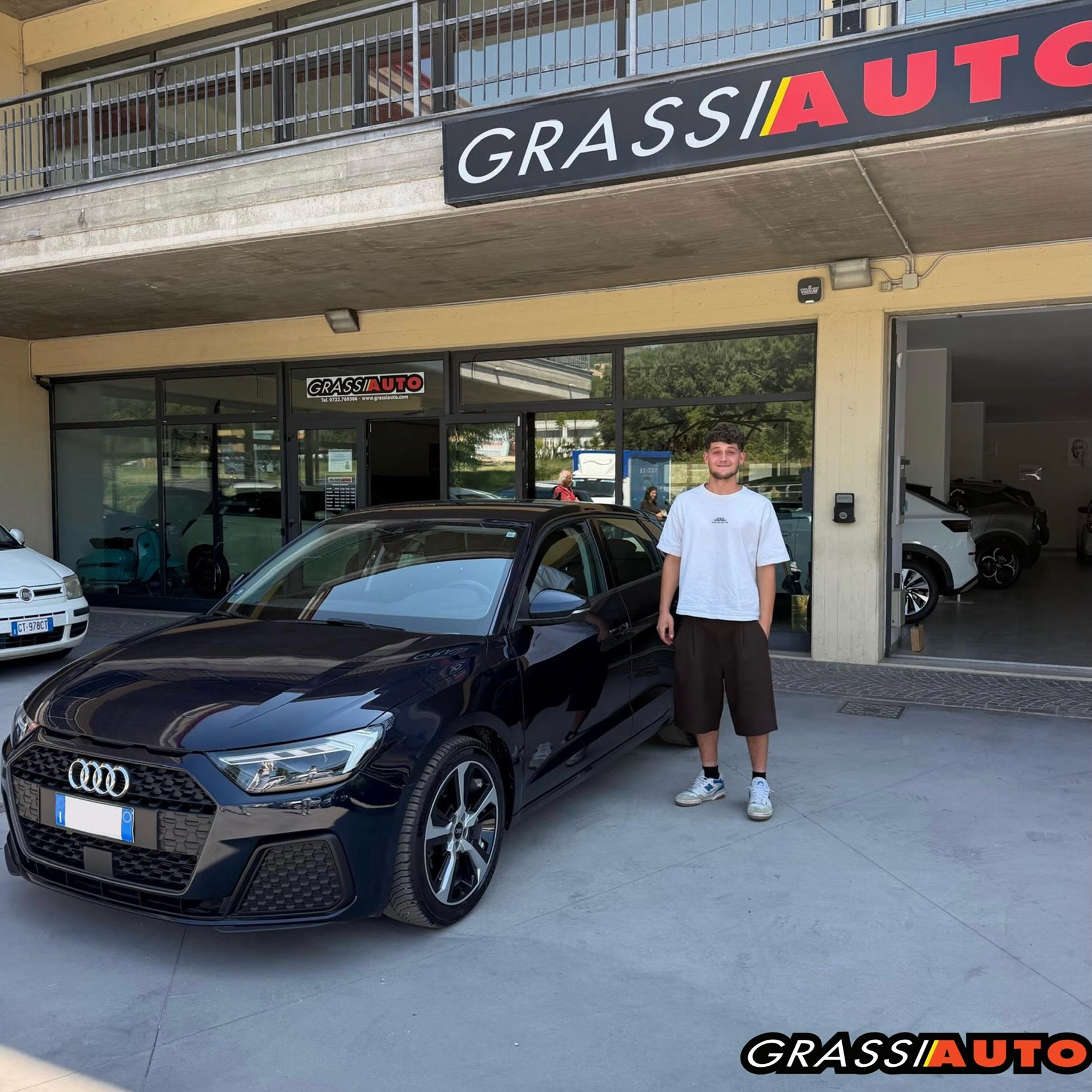 Audi A1 Sportback consegnata!! 🔧
Una bella Audi A1 Sportback trova oggi il suo nuovo proprietario. Compatta, elegante e con quel carattere Audi che la rende riconoscibile al primo sguardo.

#audia1 #audi #a1sportback #consegnaauto #concessionaria