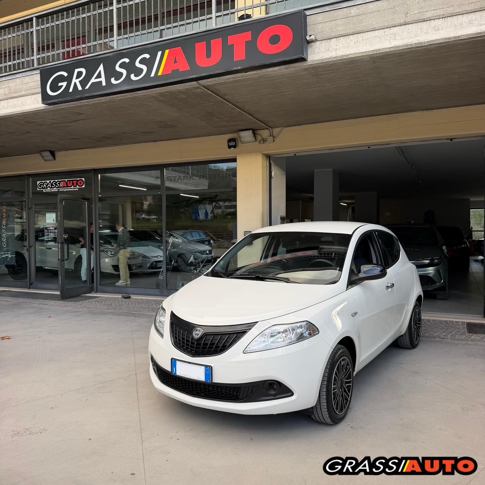Consegnata una bellissima Lancia Ypsilon alla nostra cara amica e cliente! ❤️
Grazie per averci scelto ancora una volta. È sempre un piacere accompagnarvi in queste occasioni!

#LanciaYpsilon #ConsegnaAuto #Lancia #GrassiAuto #car