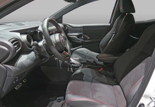 Toyota Yaris 1.5h Trend — foto 30