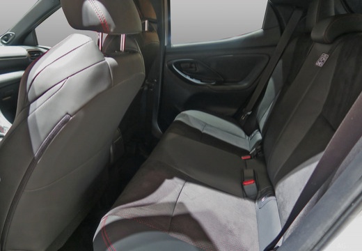 Toyota Yaris 1.5h Trend — foto 16