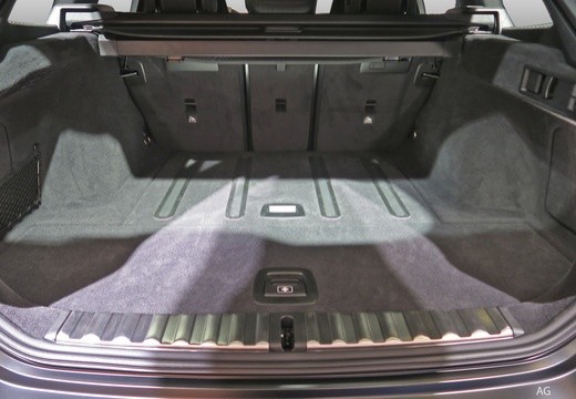 BMW Serie 3 Touring 318d mhev 48V auto — foto 10