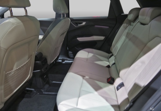 Audi Q4 e-tron 45 Business — foto 22