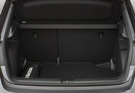 Skoda Fabia IV 2022 1.0 mpi Selection 80cv — foto 8