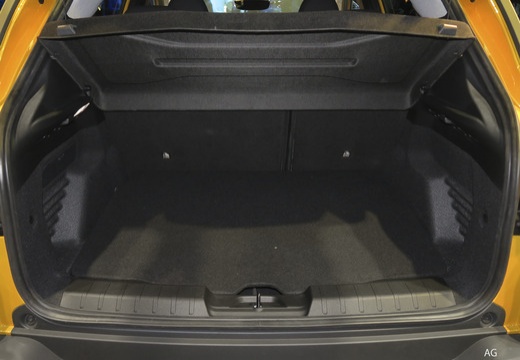Jeep Avenger 1.2 turbo e-hybrid mhev Longitude fwd 110cv edct6 — foto 24