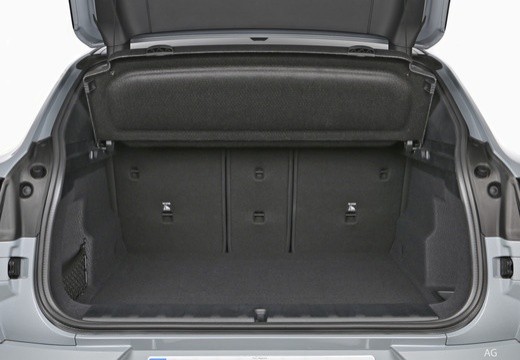 BMW X2 sdrive 18d auto — foto 10