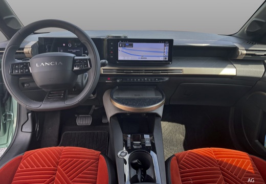 Lancia Ypsilon 1.2 mhev e-dct — foto 12
