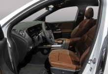 Mercedes GLA 250 e phev Business Extra auto — foto 21