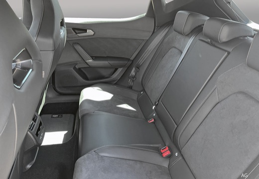 Cupra Leon 1.5 hybrid 150cv dsg — foto 11