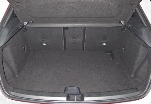 Mercedes A 180 d Business Extra auto — foto 26