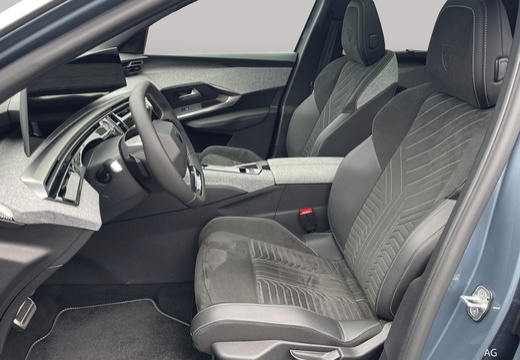 Peugeot 5008 1.2 hybrid Allure 145cv e-dcs6 — foto 17