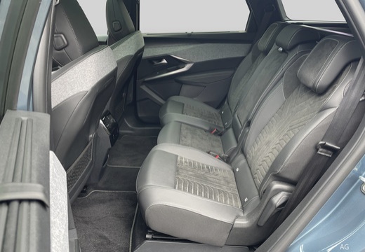 Peugeot 5008 1.2 hybrid Allure 145cv e-dcs6 — foto 19
