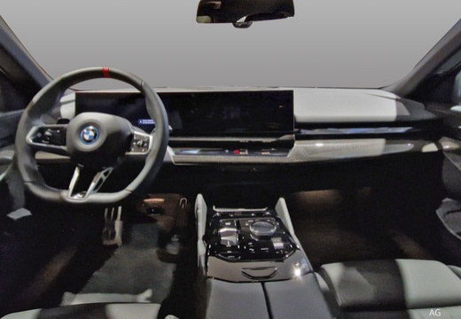 BMW i5 edrive40 — foto 12