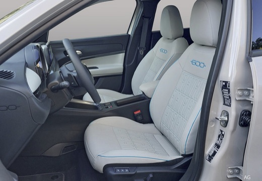 Fiat 600 54kWh Pop — foto 18