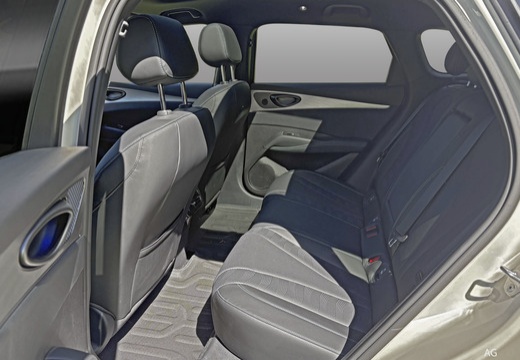 Byd Seal 6 DM-i Touring 1.5 phev Comfort — foto 20