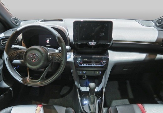 Toyota Yaris Cross 2026 1.5h fwd 130cv e-cvt — foto 8