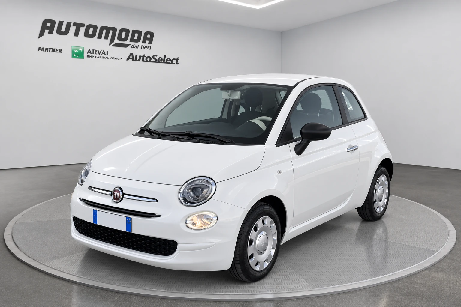 Fiat 500 Hybrid 2023: citycar recente, dubbi zero