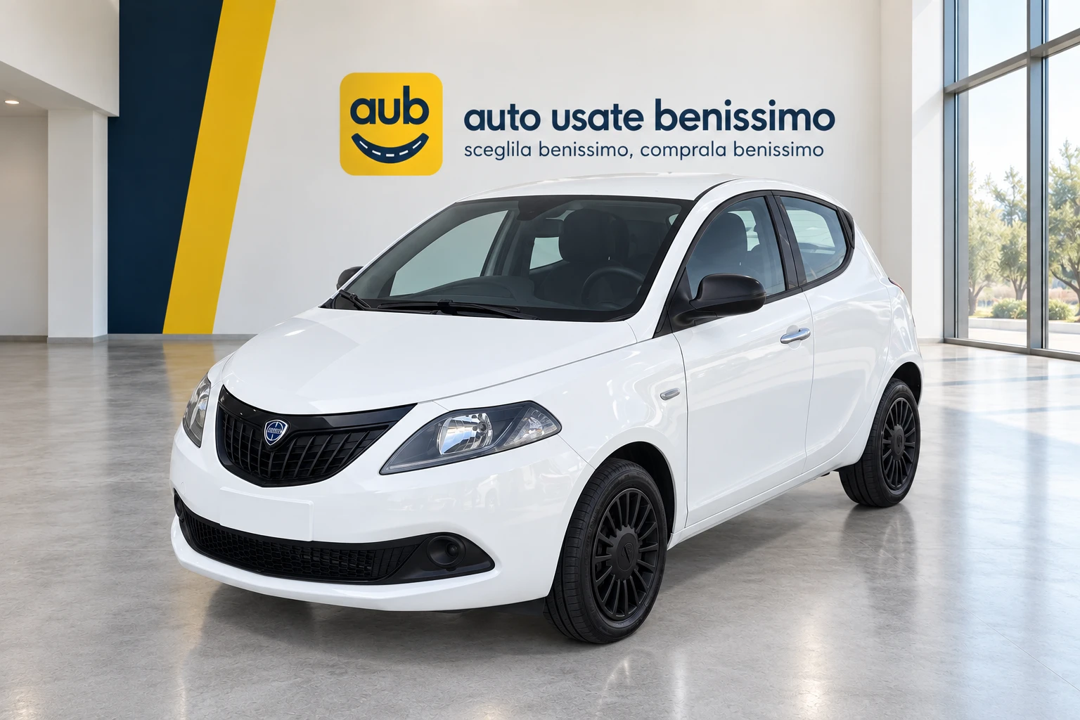 Lancia Ypsilon HYBRID SILVER