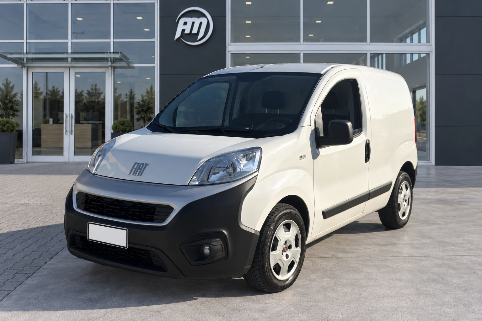 FIAT Fiorino usato: piccolo fuori, concreto in servizio