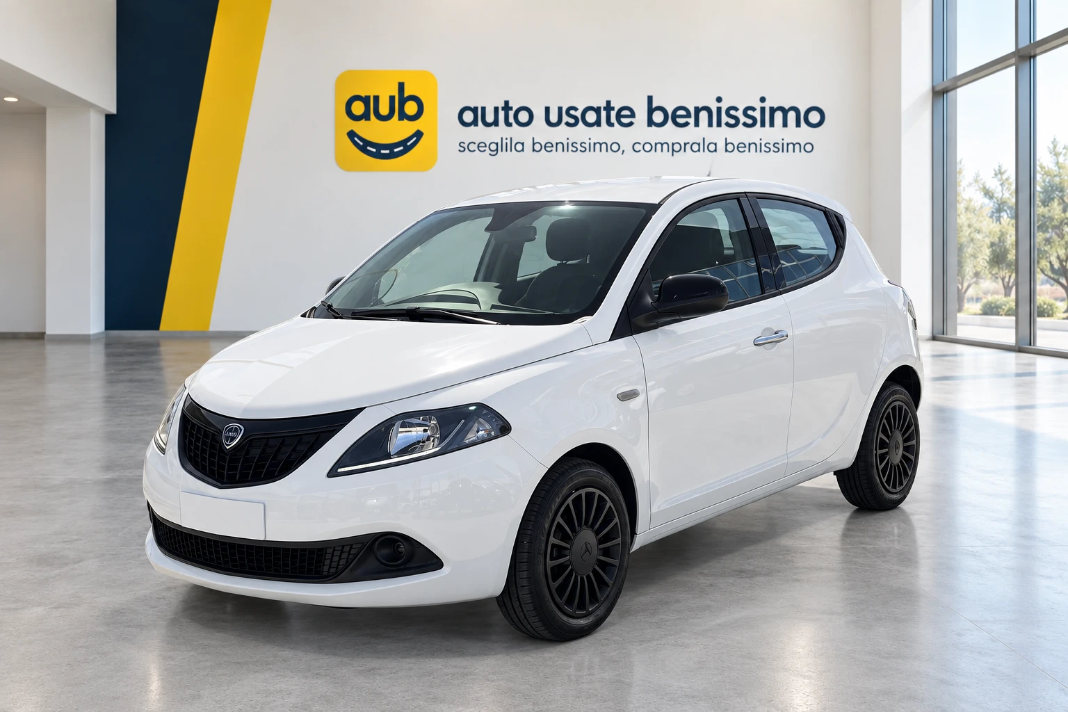 Lancia Ypsilon HYBRID SILVER