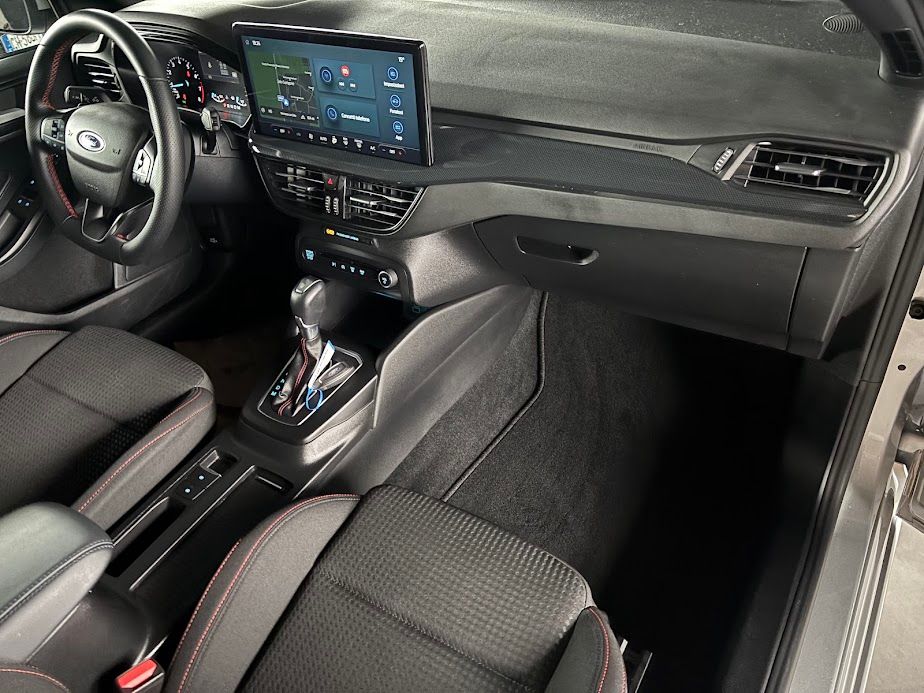 Ford Focus SW 1.0 ecoboost h ST-Line Design 125cv powershift 25.000KM 2023 — foto 12