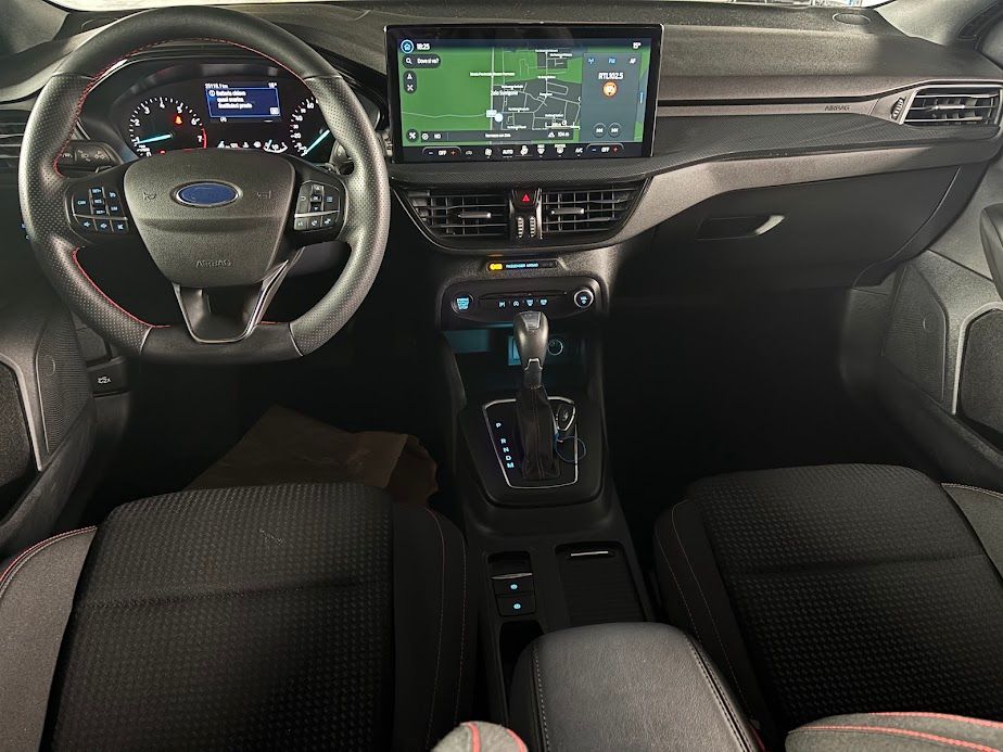 Ford Focus SW 1.0 ecoboost h ST-Line Design 125cv powershift 25.000KM 2023 — foto 13