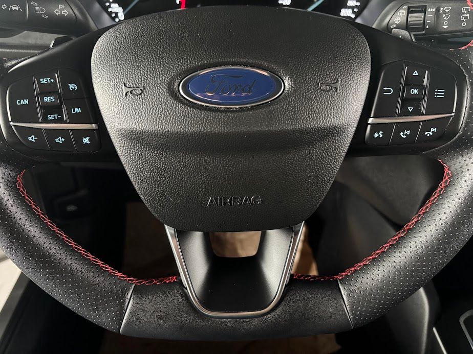 Ford Focus SW 1.0 ecoboost h ST-Line Design 125cv powershift 25.000KM 2023 — foto 16