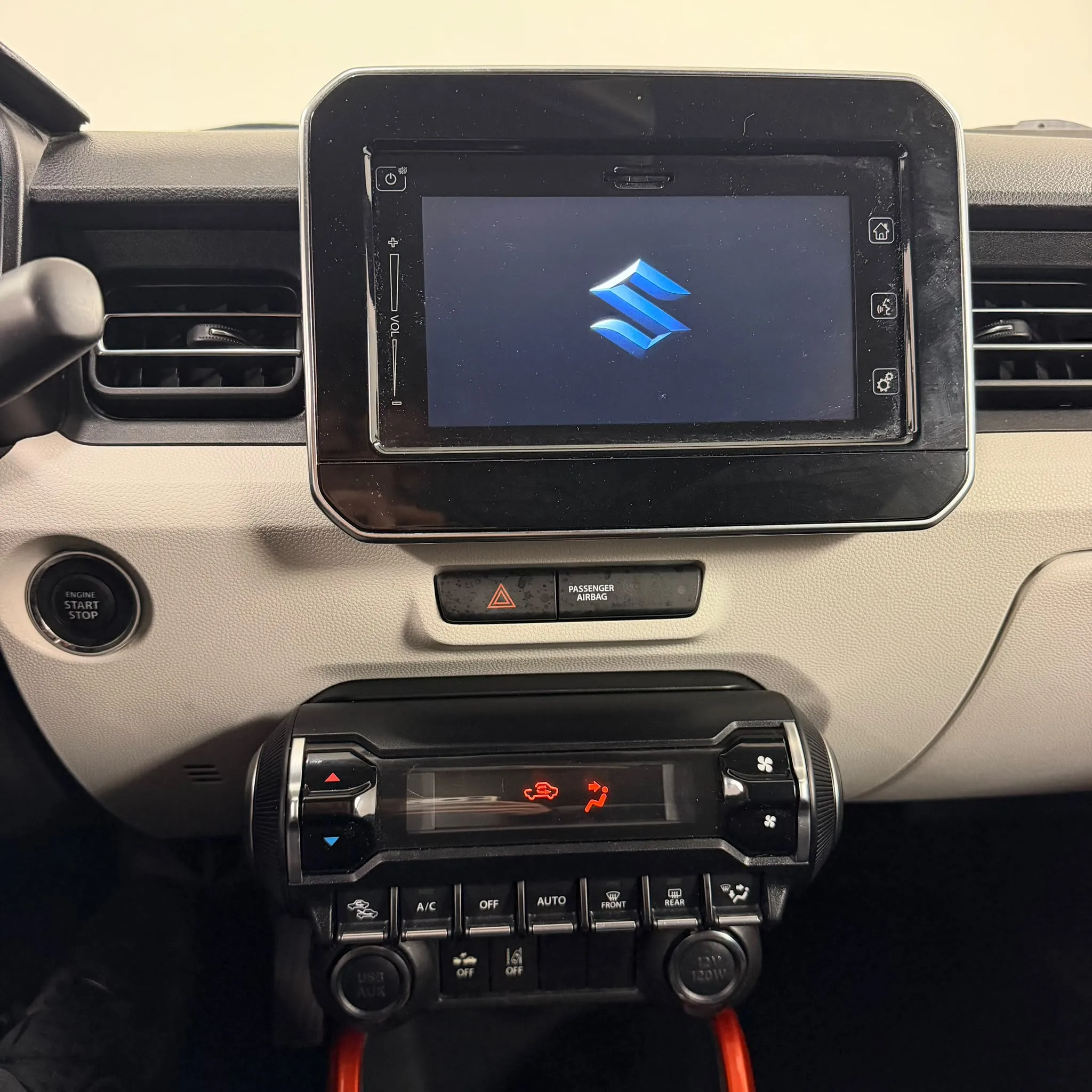 Suzuki Ignis 1.2h iTop 2wd my19 2019 — foto 7