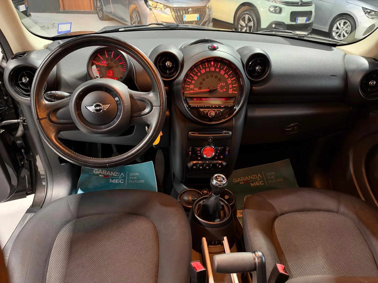 Mini Countryman Neopatentati Diesel Manuale 2015 — foto 10