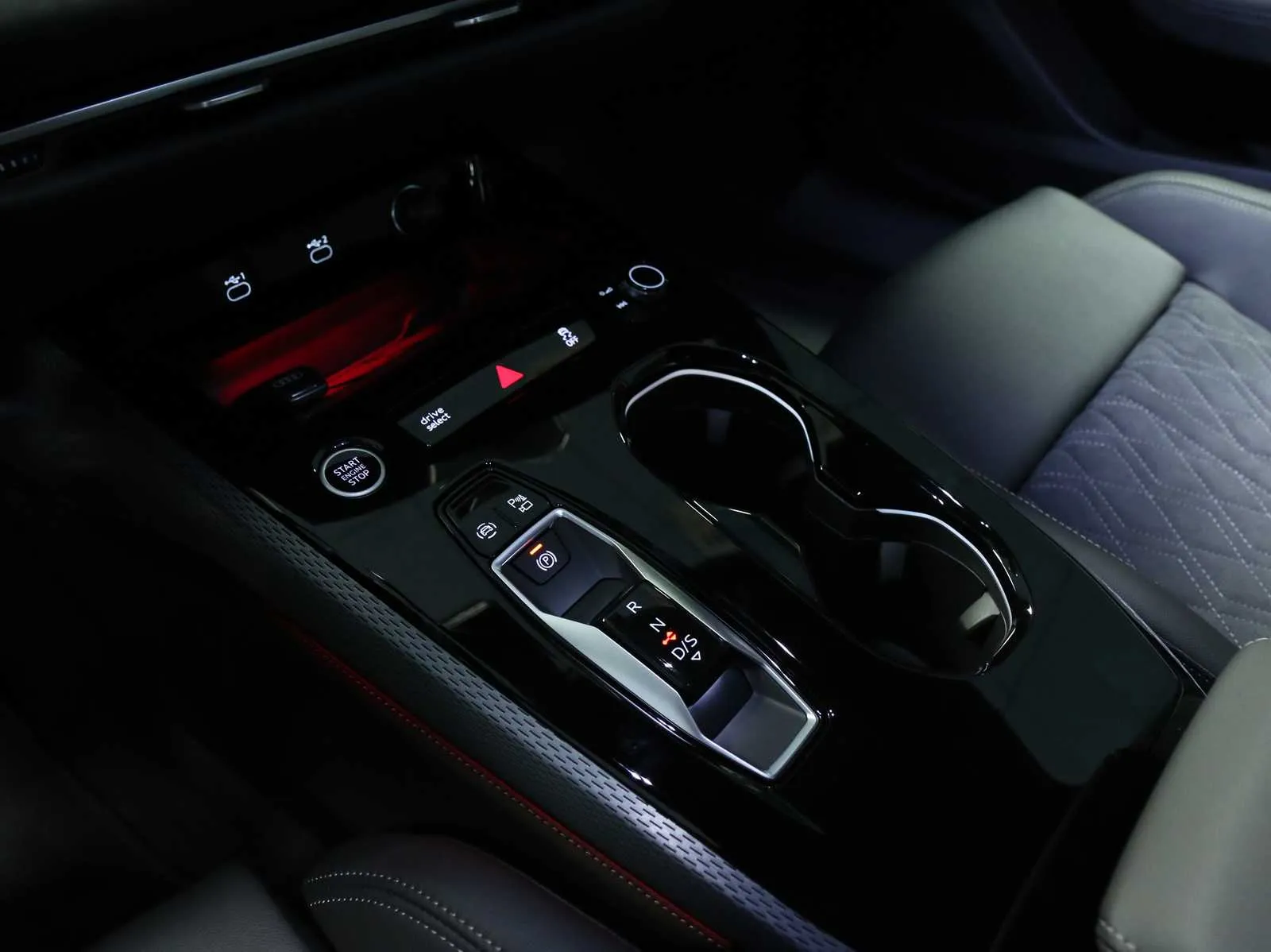 Audi A5 Avant 2.0 tdi mhev+ S line edition quattro 204cv s-tronic 2026 — foto 20