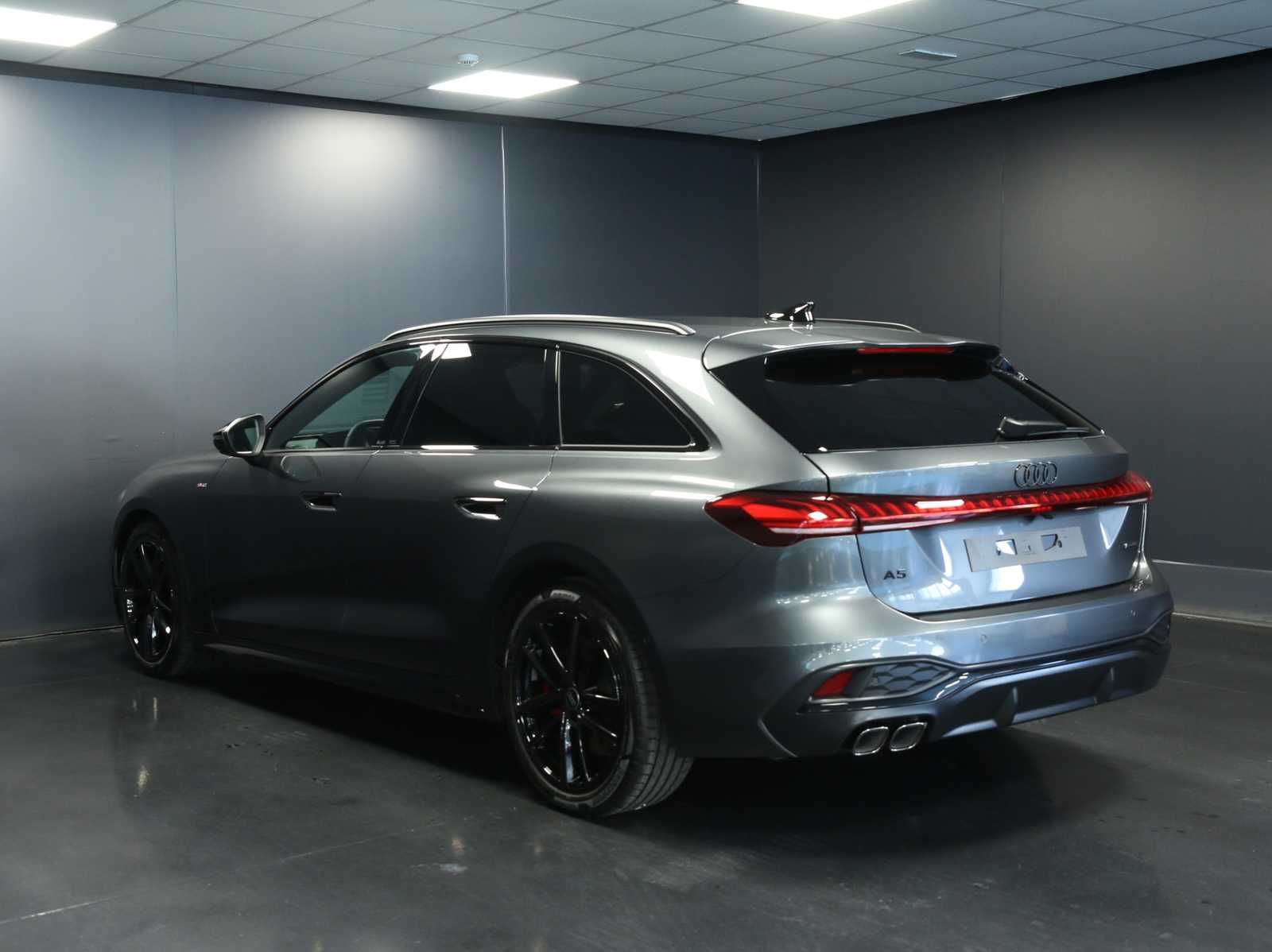 Audi A5 Avant 2.0 tdi mhev+ S line edition quattro 204cv s-tronic 2026 — foto 4