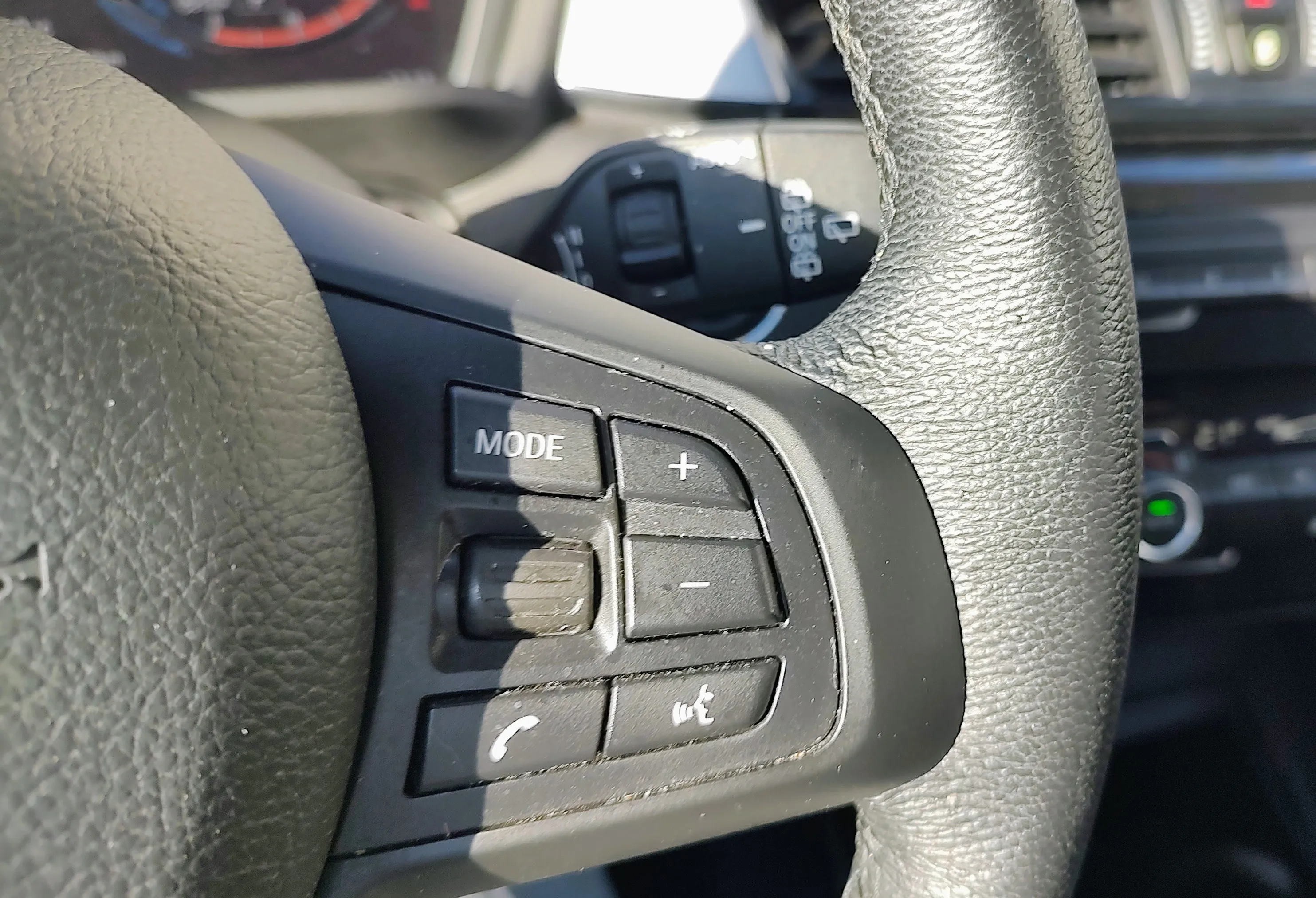 BMW X1 sdrive18i xLine Plus 136cv auto 2021 — foto 16