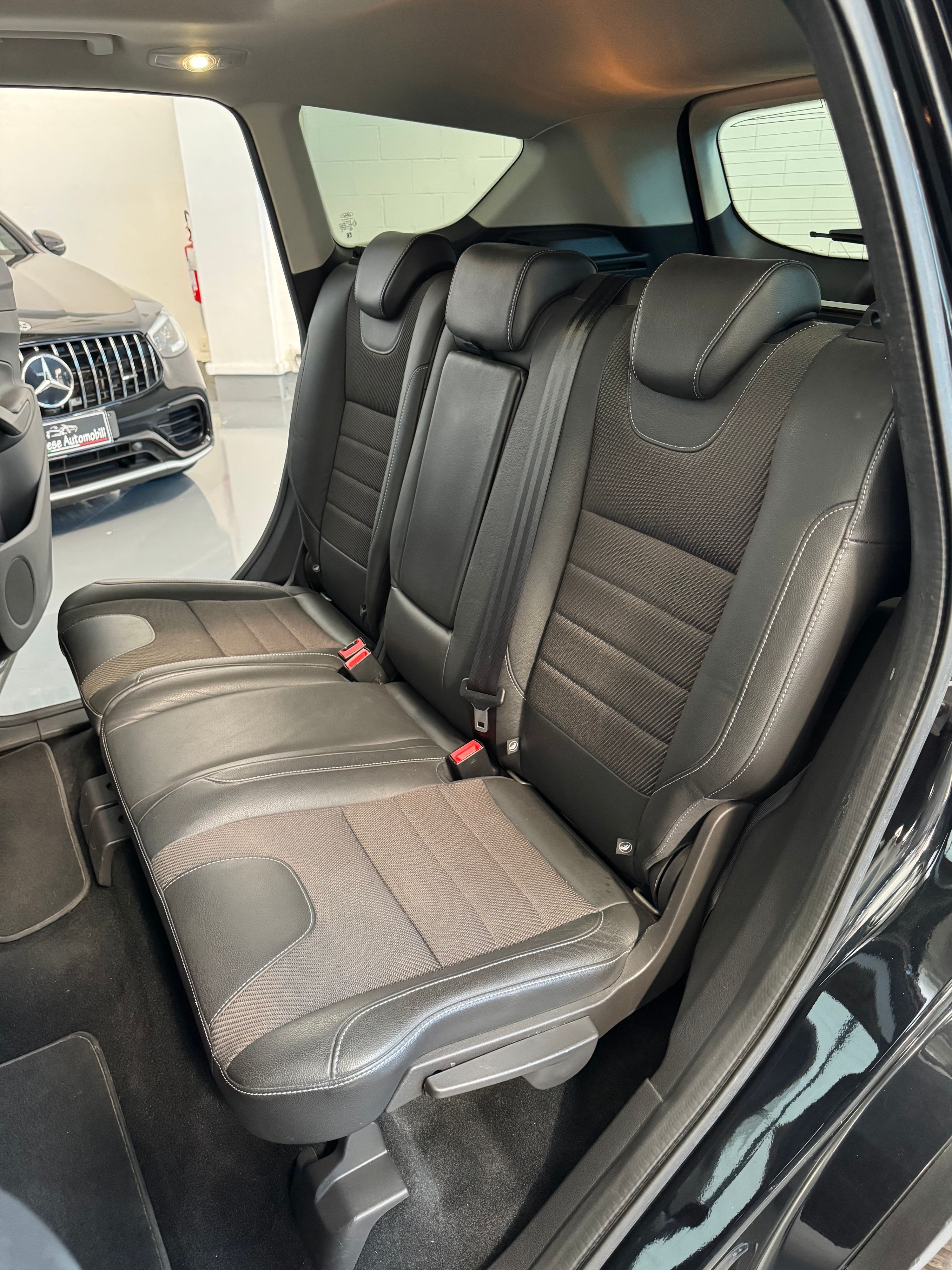 Ford kuga Titanium tdci 4wd powershift 2.0cc 150cv Automatica 2015 — foto 11