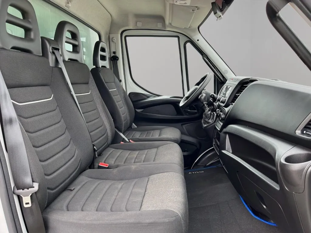 IVECO 35S14 3.0 FURGONATO BOX 2023 — foto 6