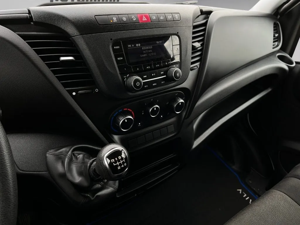 IVECO 35S14 3.0 FURGONATO BOX 2023 — foto 10
