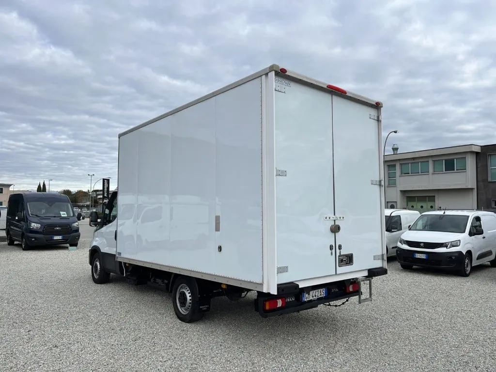 IVECO 35S14 3.0 FURGONATO BOX 2023 — foto 12