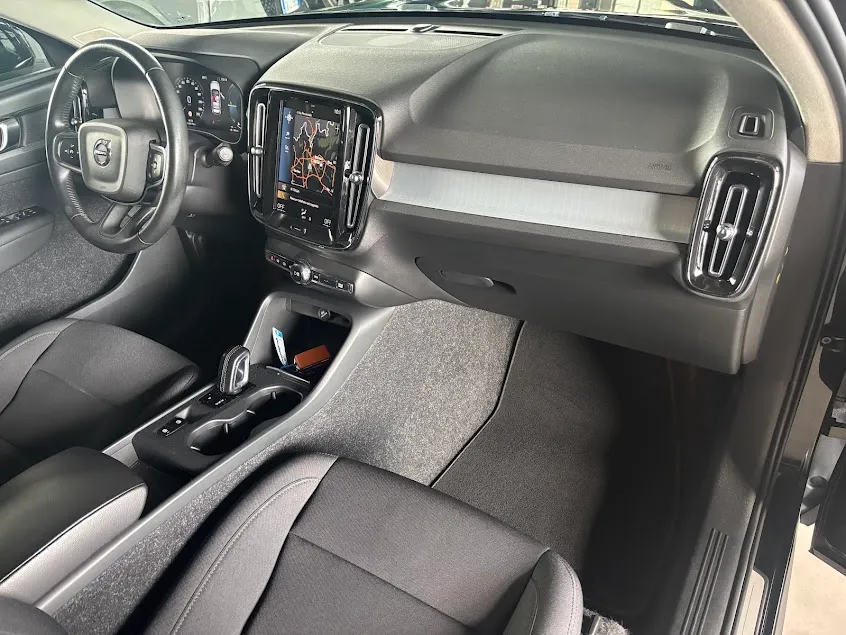 Volvo XC40  t5 phev Inscription Expression auto IVA ESPOSTA 2020 — foto 13