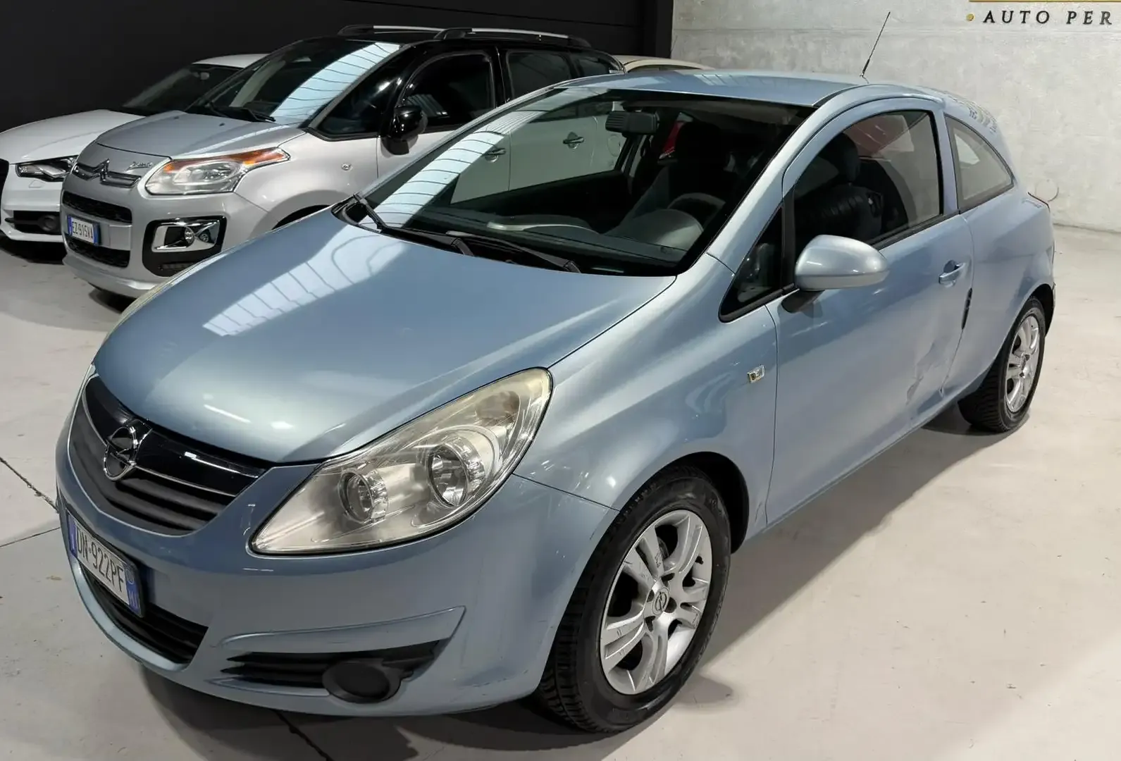 Opel Corsa 3p 1.3 cdti ecoflex Enjoy 2008 — foto 3