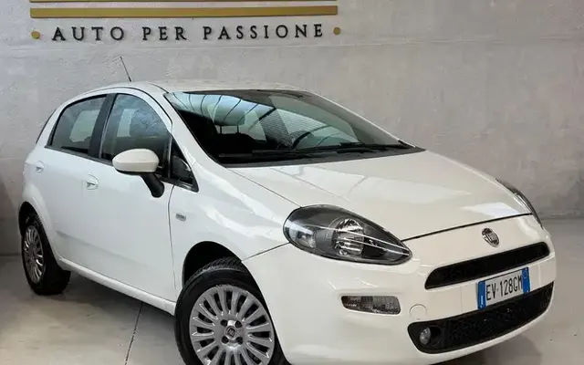 Fiat Punto 5p 1.4 natural power Street 70cv E6