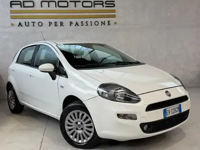 Fiat Punto 5p 1.4 natural power Street 70cv E6