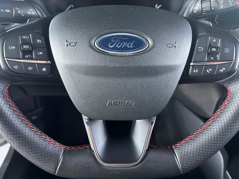 Ford Focus SW 1.0 ecoboost h ST-Line Design 125cv 2023 — foto 16