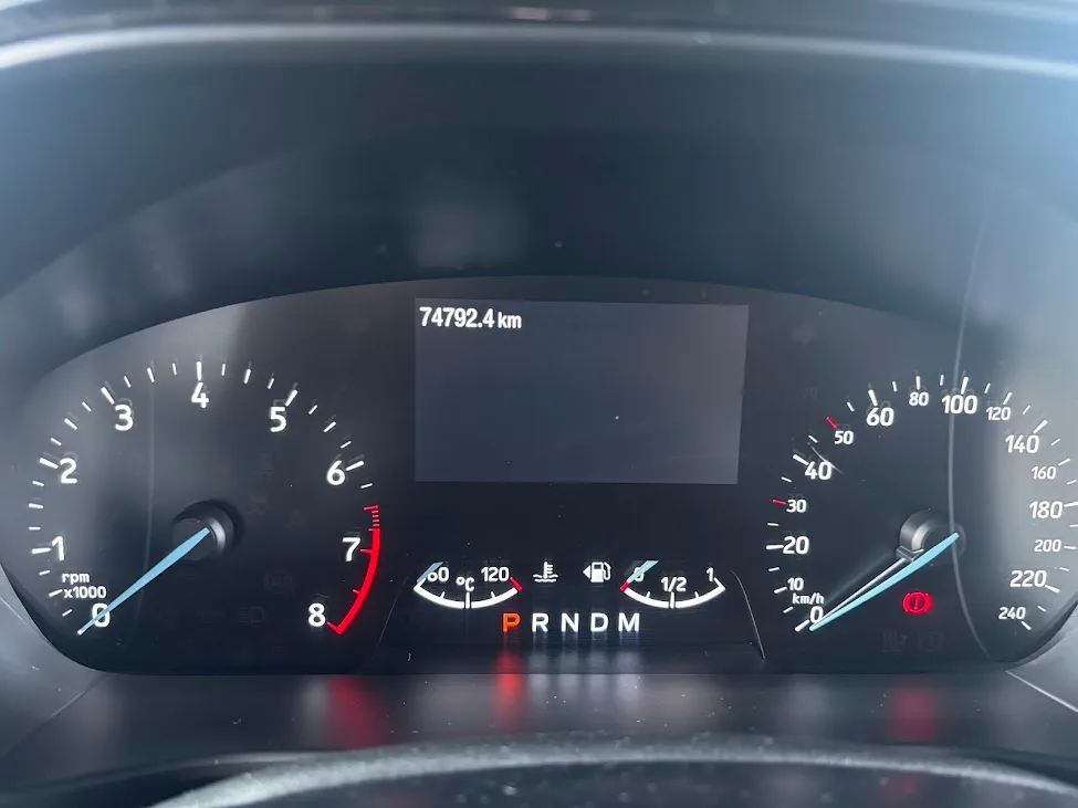 Ford Focus SW 1.0 ecoboost h ST-Line Design 125cv 2023 — foto 17