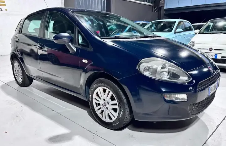 Fiat Punto 5p 1.4 easypower Lounge Gpl my13 2013 — foto 5