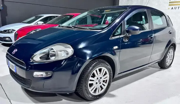 Fiat Punto 5p 1.4 easypower Lounge Gpl my13 2013 — foto 2